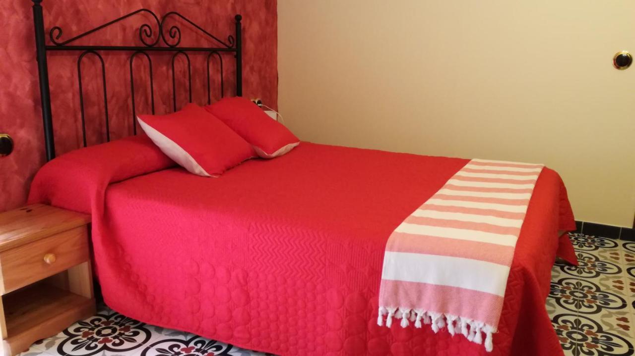 Alojamiento La Presa Del Colindon Guest House Chulilla Exterior photo